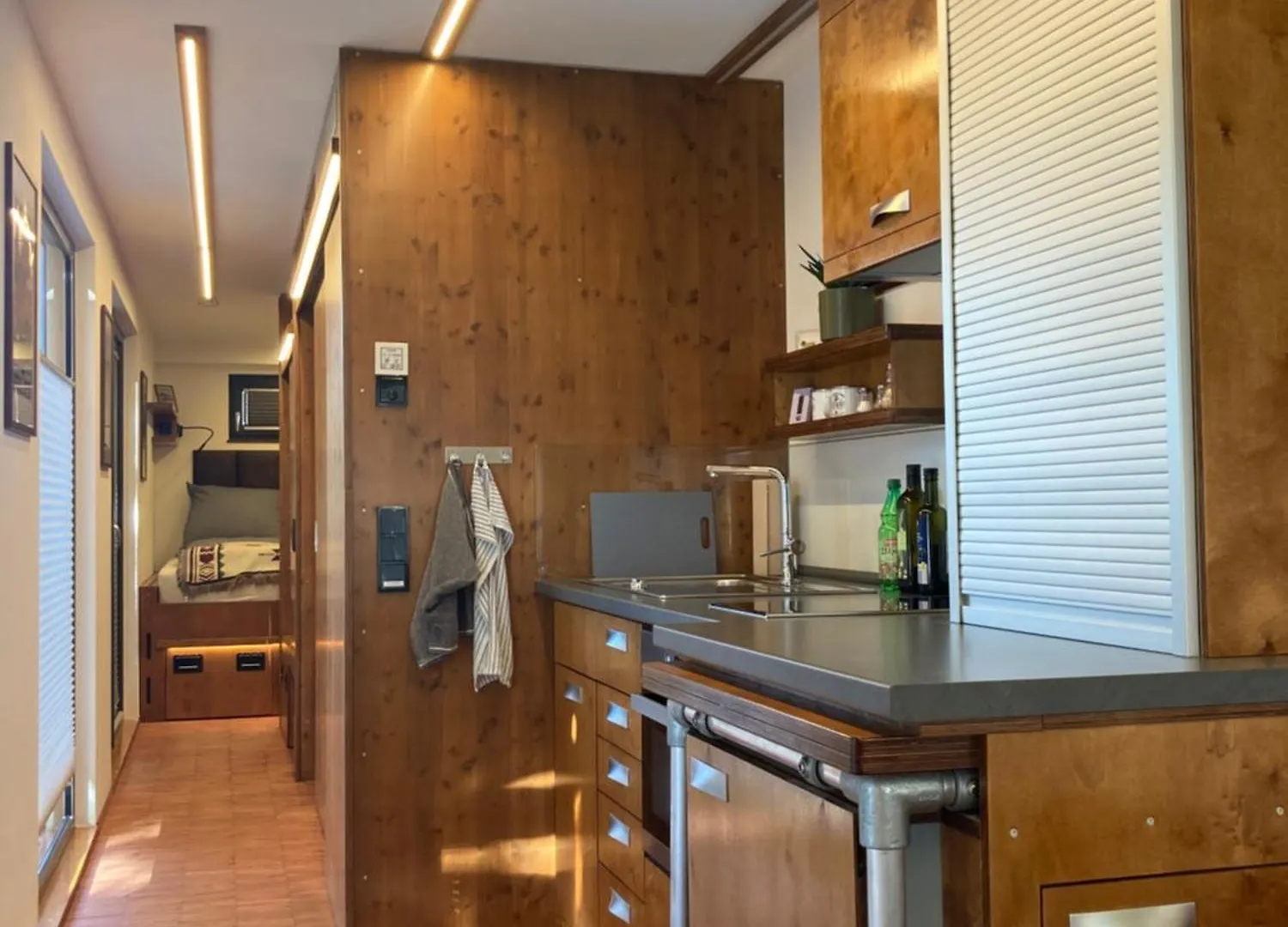 度假居 Tiny House Im Seecontainer Mit Parkplatz, Glasfaser, Netflix, Veranda Und Gehobener Ausstattung 科堡