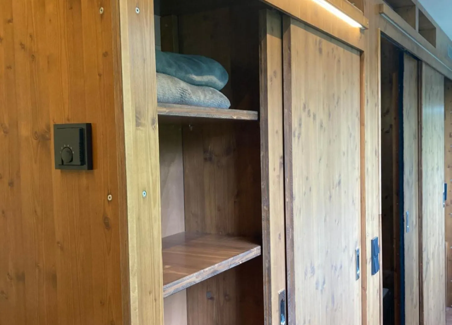 度假居 Tiny House Im Seecontainer Mit Parkplatz, Glasfaser, Netflix, Veranda Und Gehobener Ausstattung 科堡 德国